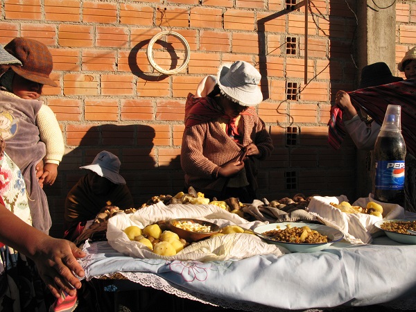 Aptapi - højlandets buffet - El Alto i Bolivia